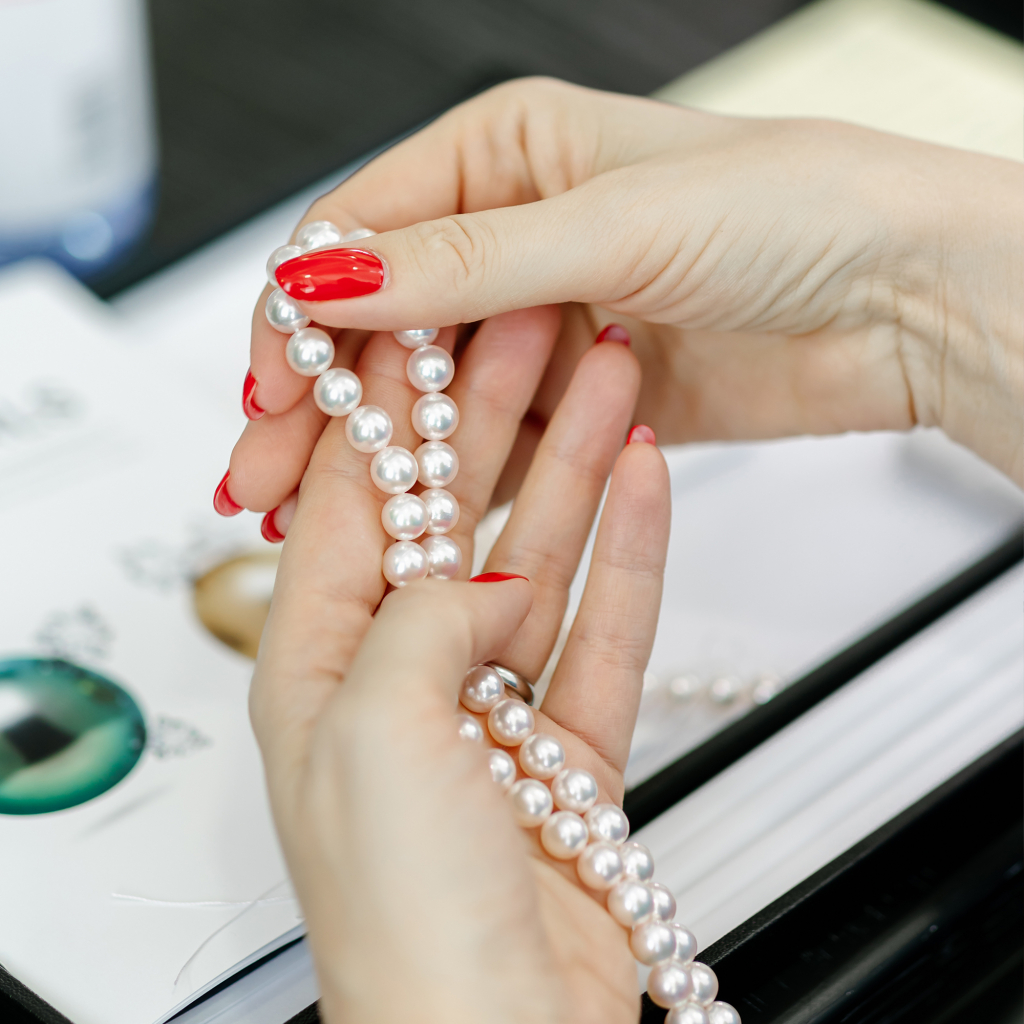 akoya pearl string.jpg