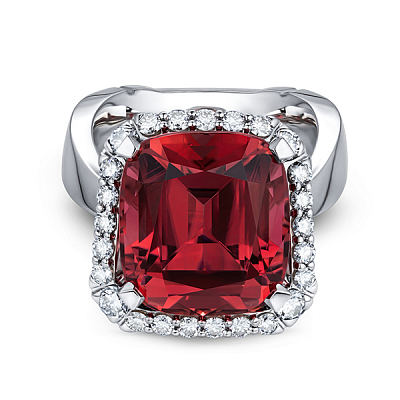 Ring with rubellite tourmaline and diamonds