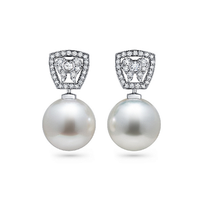Earrings with South Sea pearls and diamonds