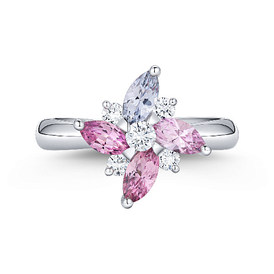Ring with sapphires and diamonds