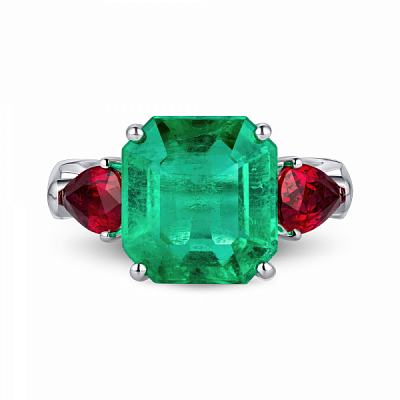 Ring with emerald, rubies, and diamonds