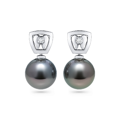 Earrings with Tahitian pearls and diamonds