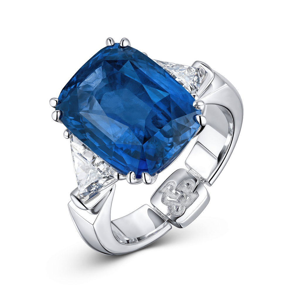 Ring with blue sapphire and diamonds картинка 2