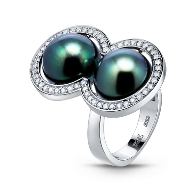 Ring with Tahitian pearl and diamonds