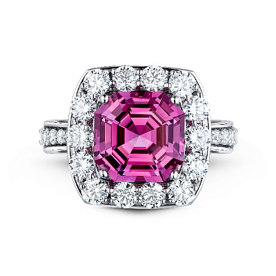 Ring with spinel and diamonds