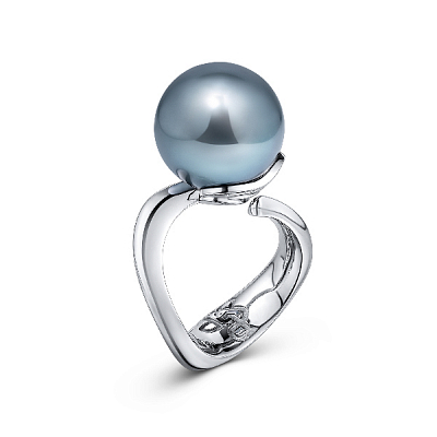 Ring with Tahitian pearl