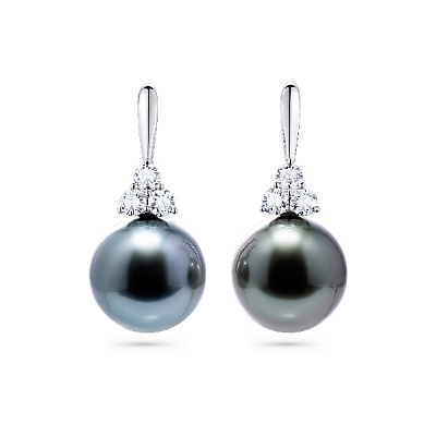 Earrings with Tahitian pearls and diamonds