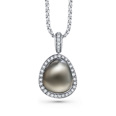Pendant with Tahitian baroque pearl and diamonds