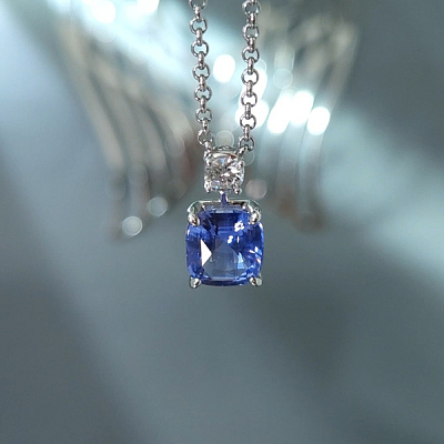 Pendant with sapphire and diamond
