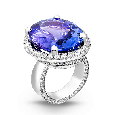 Ring with tanzanite and diamonds