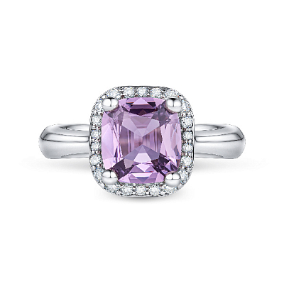 Ring with lilac spinel and diamonds