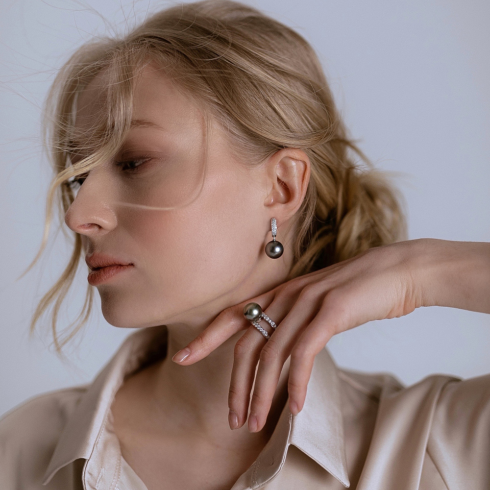 Earrings with Tahitian pearls and diamonds картинка 4