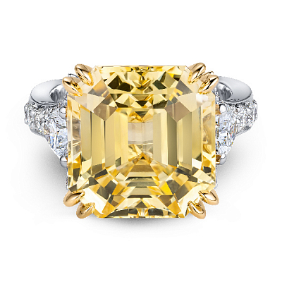 Ring with yellow sapphire and diamonds