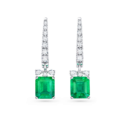 Earrings with emeralds and diamonds