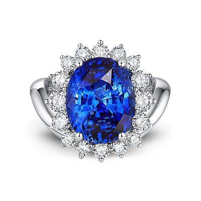 Ring with blue sapphire and diamonds