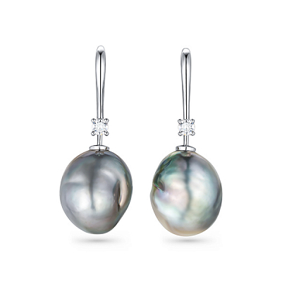 Earrings with Tahitian baroque pearls and diamonds