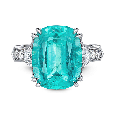 Ring with paraiba tourmaline and diamonds