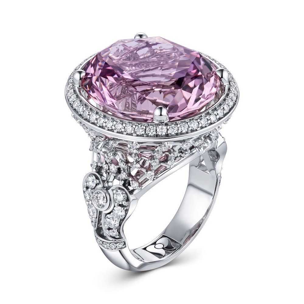 Ring with lavender beryl and diamonds картинка 1