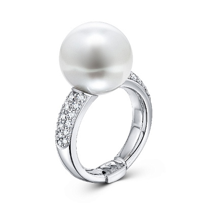 Ring with South Sea pearl and diamonds