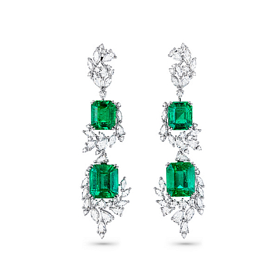 Earrings with emeralds and diamonds