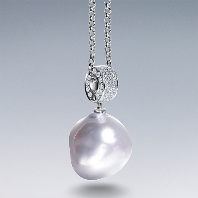 Pendant with South Sea baroque pearl and diamonds