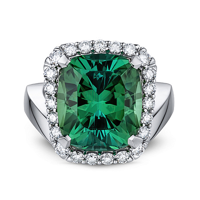  Ring with green tourmaline and diamonds