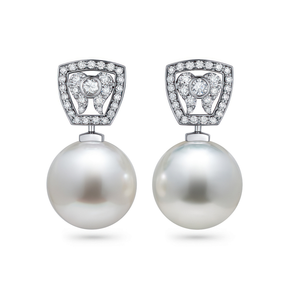 Earrings with South Sea pearls and diamonds картинка 1