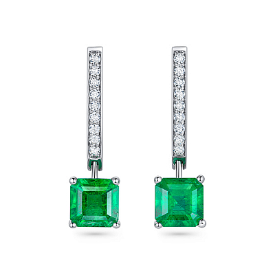 Earrings with emeralds and diamonds