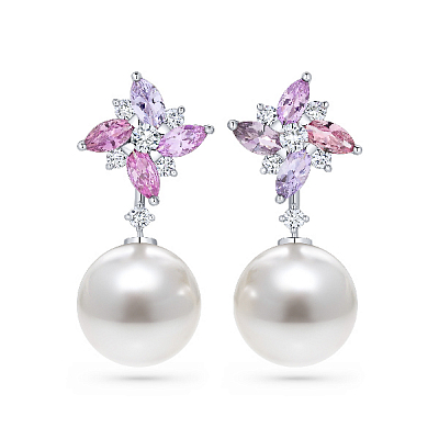 Earrings with South Sea pearls, sapphires and diamonds