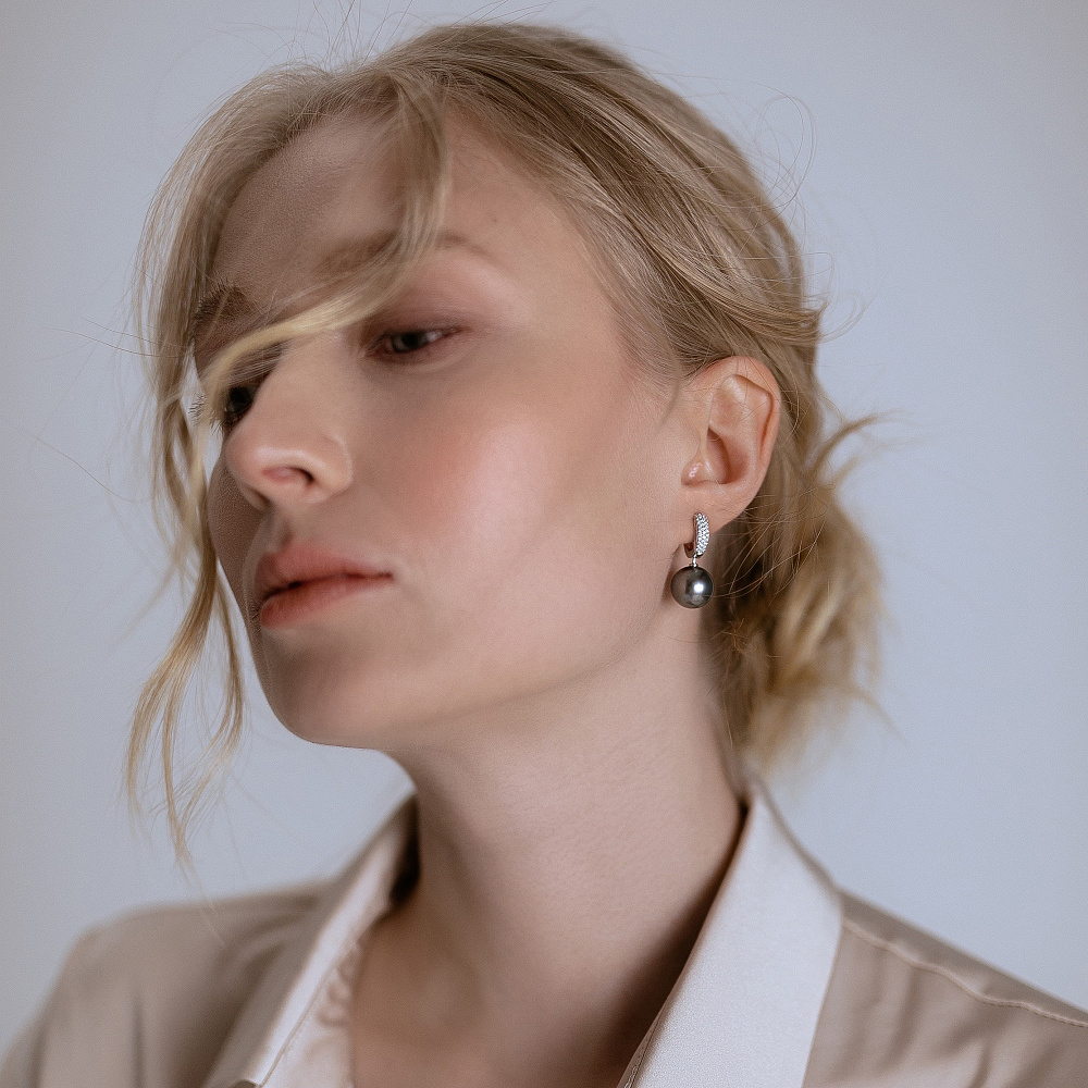 Earrings with Tahitian pearls and diamonds картинка 6