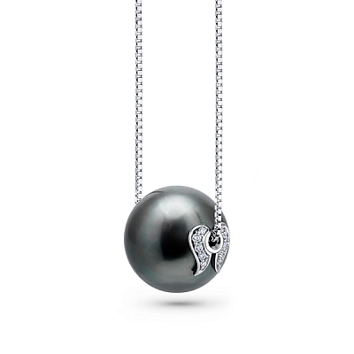 Pendant with Tahitian pearl and diamonds