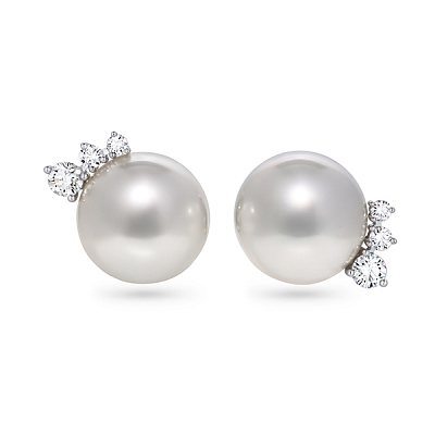 Earrings with South Sea pearls and diamonds