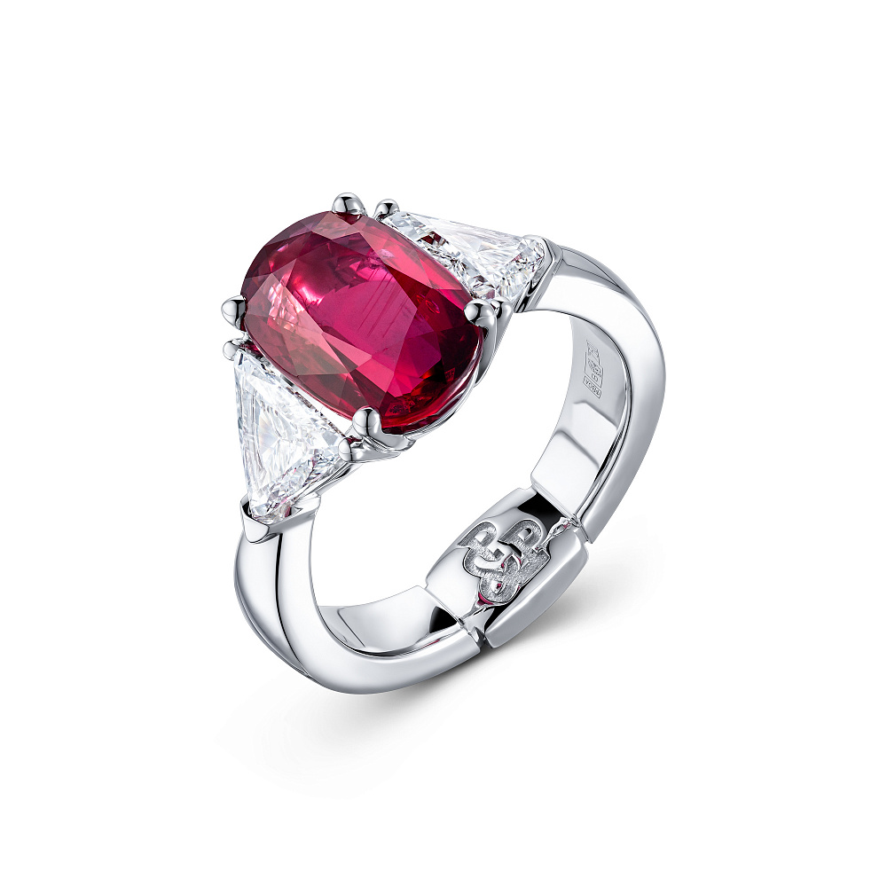 Ring with ruby and diamonds картинка 2