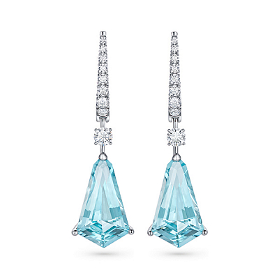 Earrings with aquamarines and diamonds