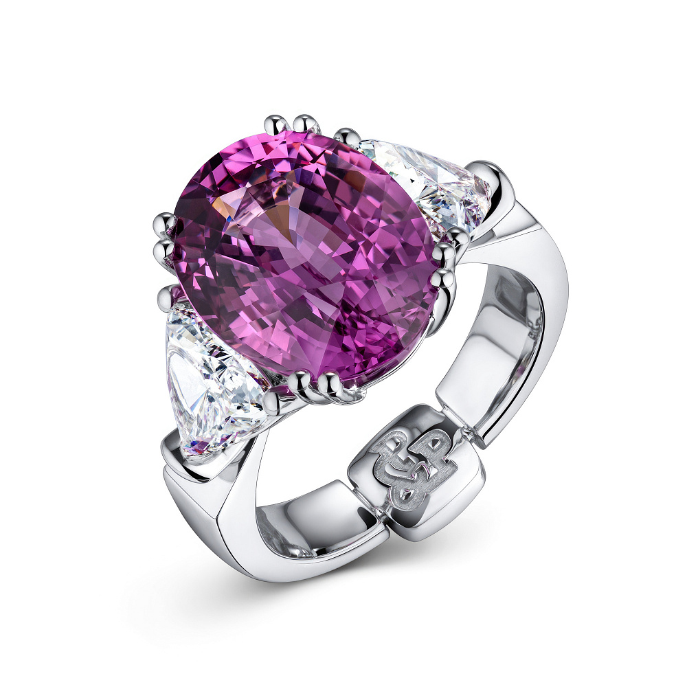 Ring with spinel and diamonds картинка 2
