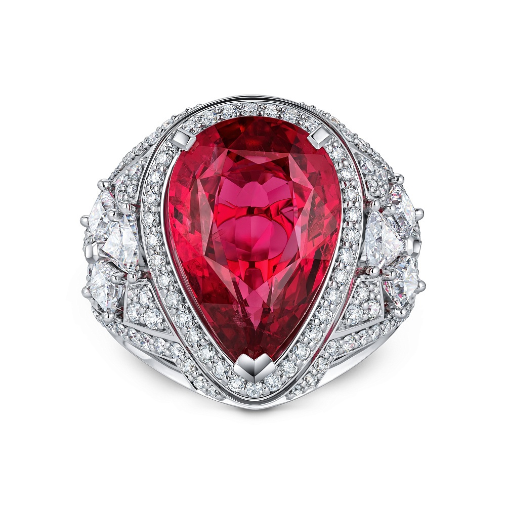Ring with spinel and diamonds картинка 2