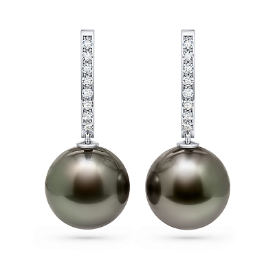 Earrings with Tahitian pearls and diamonds