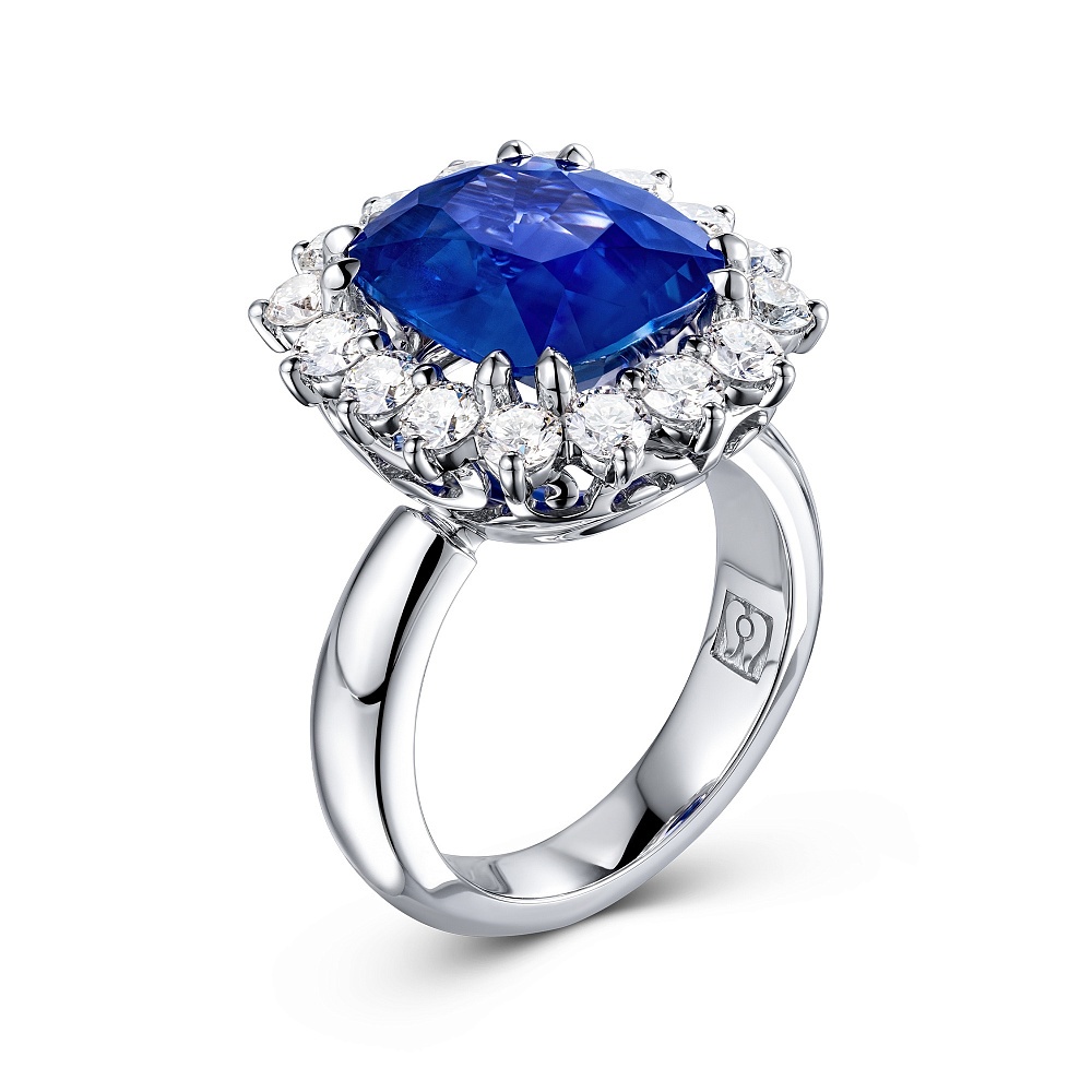 Ring with blue sapphire and diamonds картинка 2