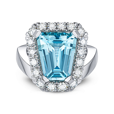 Ring with aquamarine and diamonds