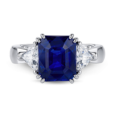 Ring with Royal Blue sapphire and diamonds
