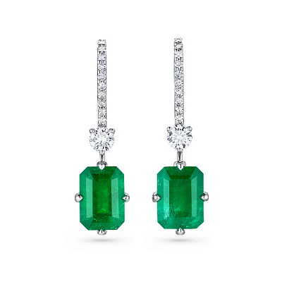 Earrings with emeralds and diamonds
